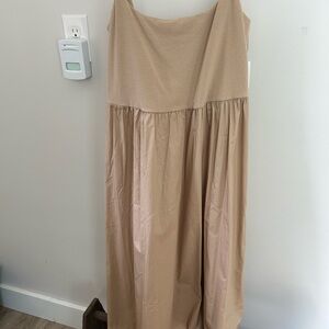 Old Navy Beige Sleeveless Dress
